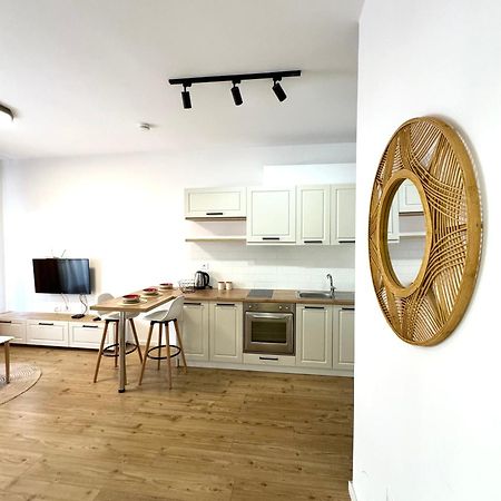 Apartment In The Heart Of Old Bazaar, Tirana - Hana Apartments Exterior photo