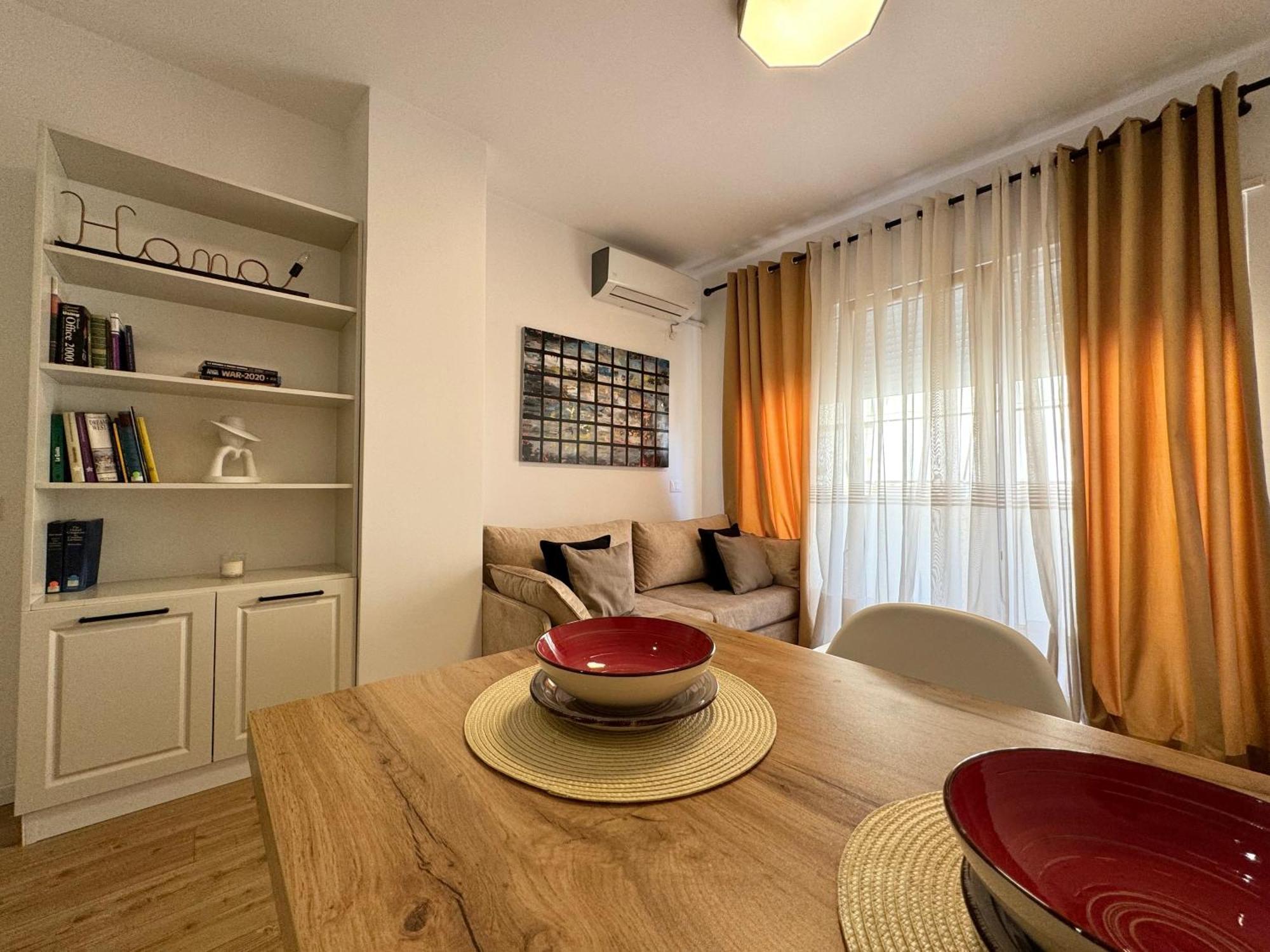 Apartment In The Heart Of Old Bazaar, Tirana - Hana Apartments Exterior photo
